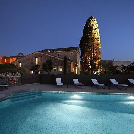 Bastide Des Demoiselles Bed & Breakfast รูสซียง ภายนอก รูปภาพ