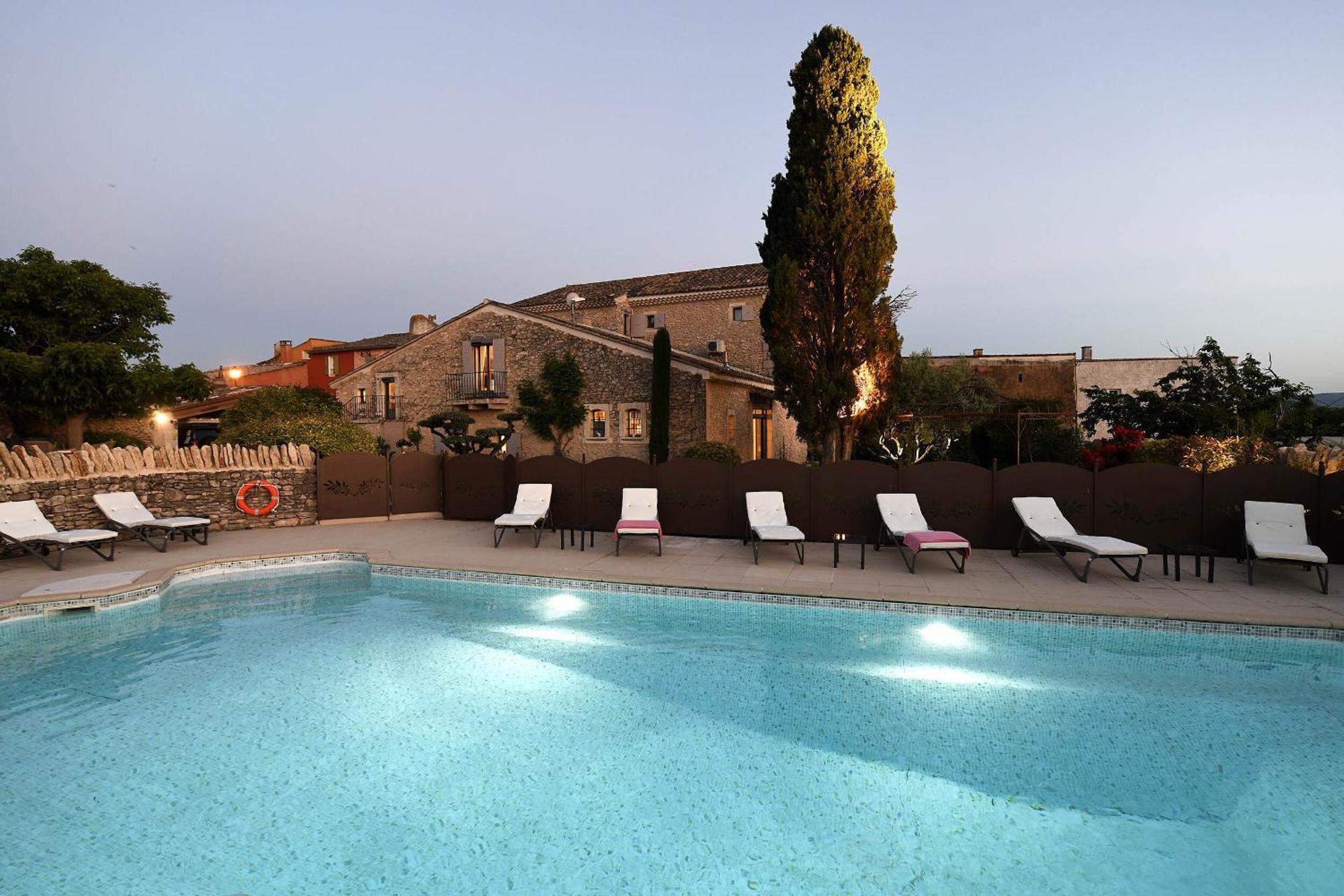 Bastide Des Demoiselles Bed & Breakfast รูสซียง ภายนอก รูปภาพ