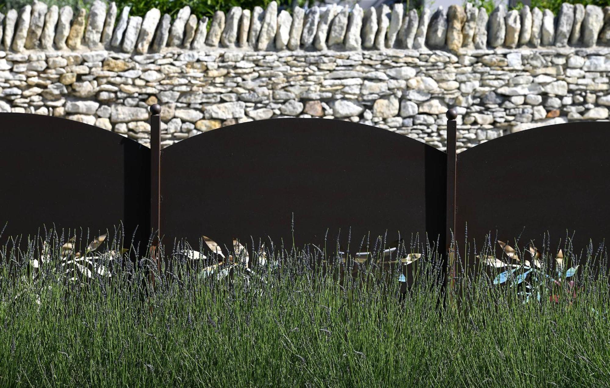 Bastide Des Demoiselles Bed & Breakfast รูสซียง ภายนอก รูปภาพ