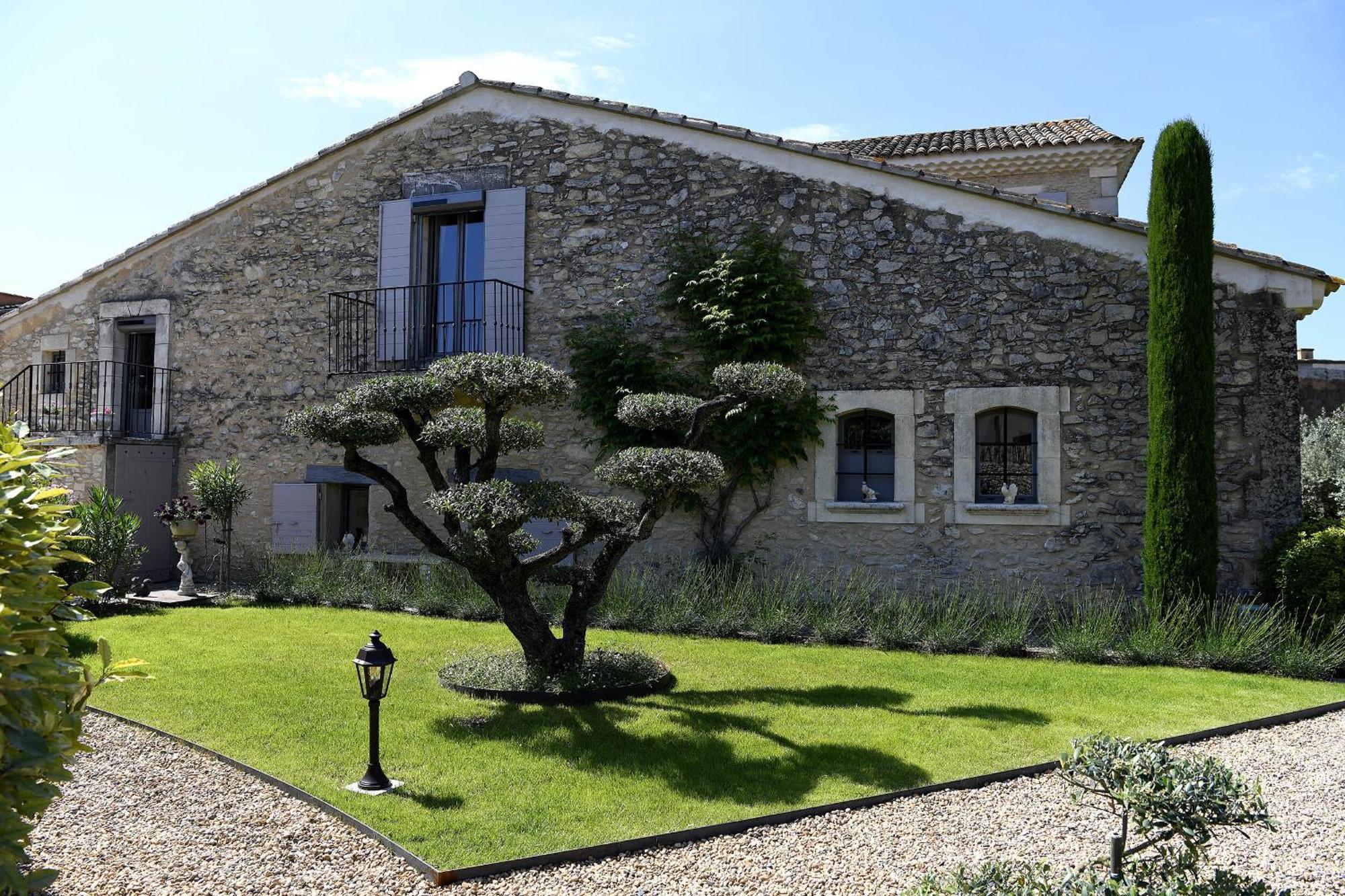 Bastide Des Demoiselles Bed & Breakfast รูสซียง ภายนอก รูปภาพ