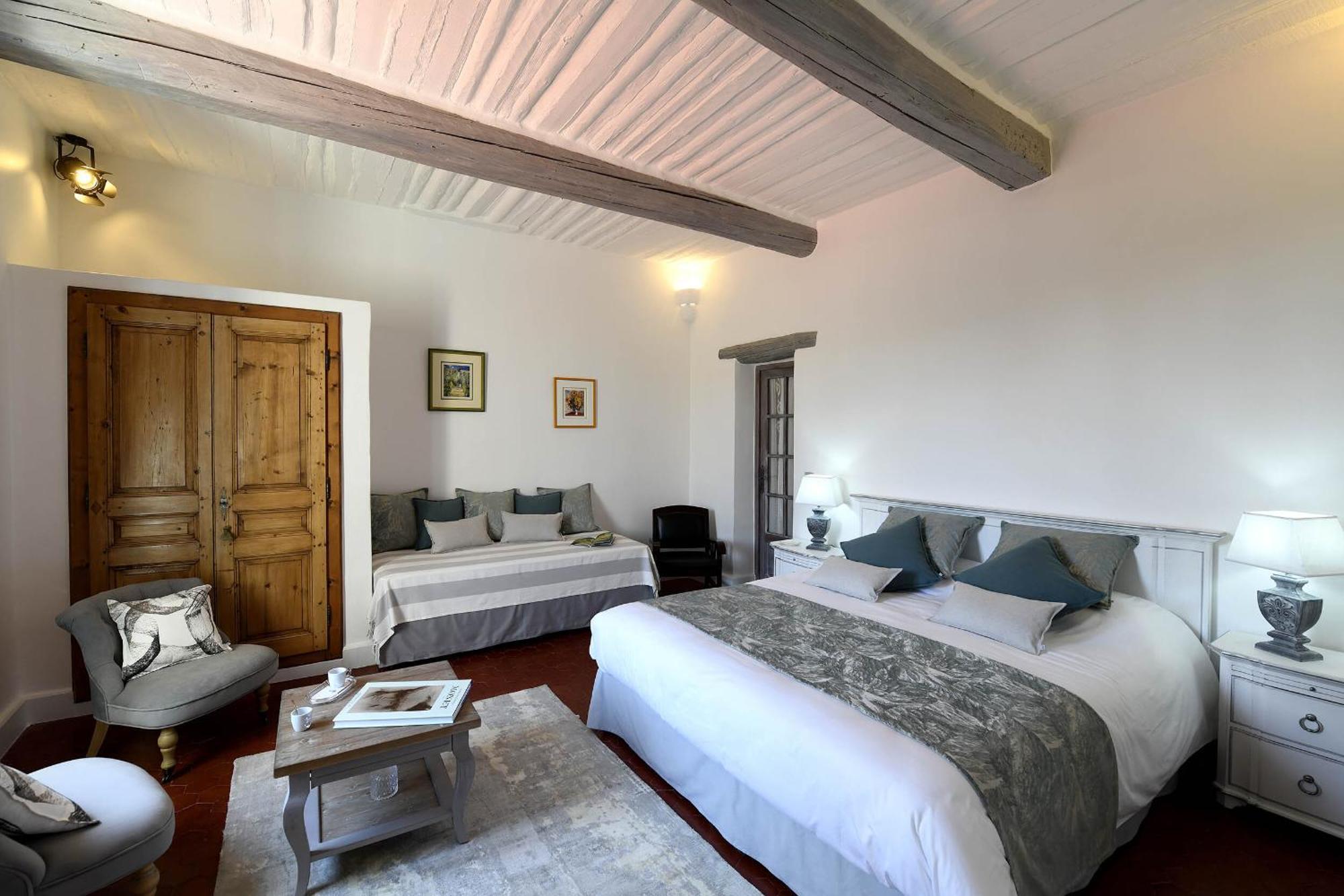 Bastide Des Demoiselles Bed & Breakfast รูสซียง ภายนอก รูปภาพ